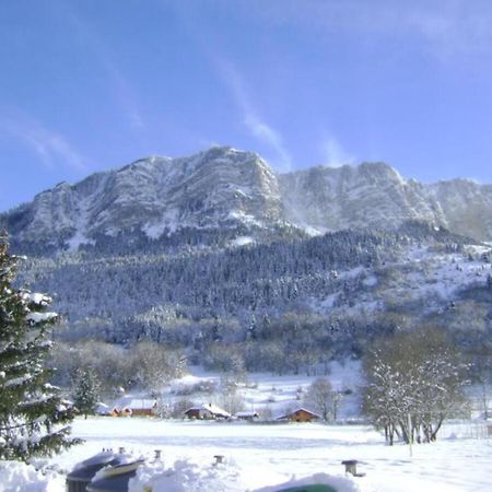Votre Studio Balneo Bien-Etre A La Montagne Thollon-les-Memises エクステリア 写真